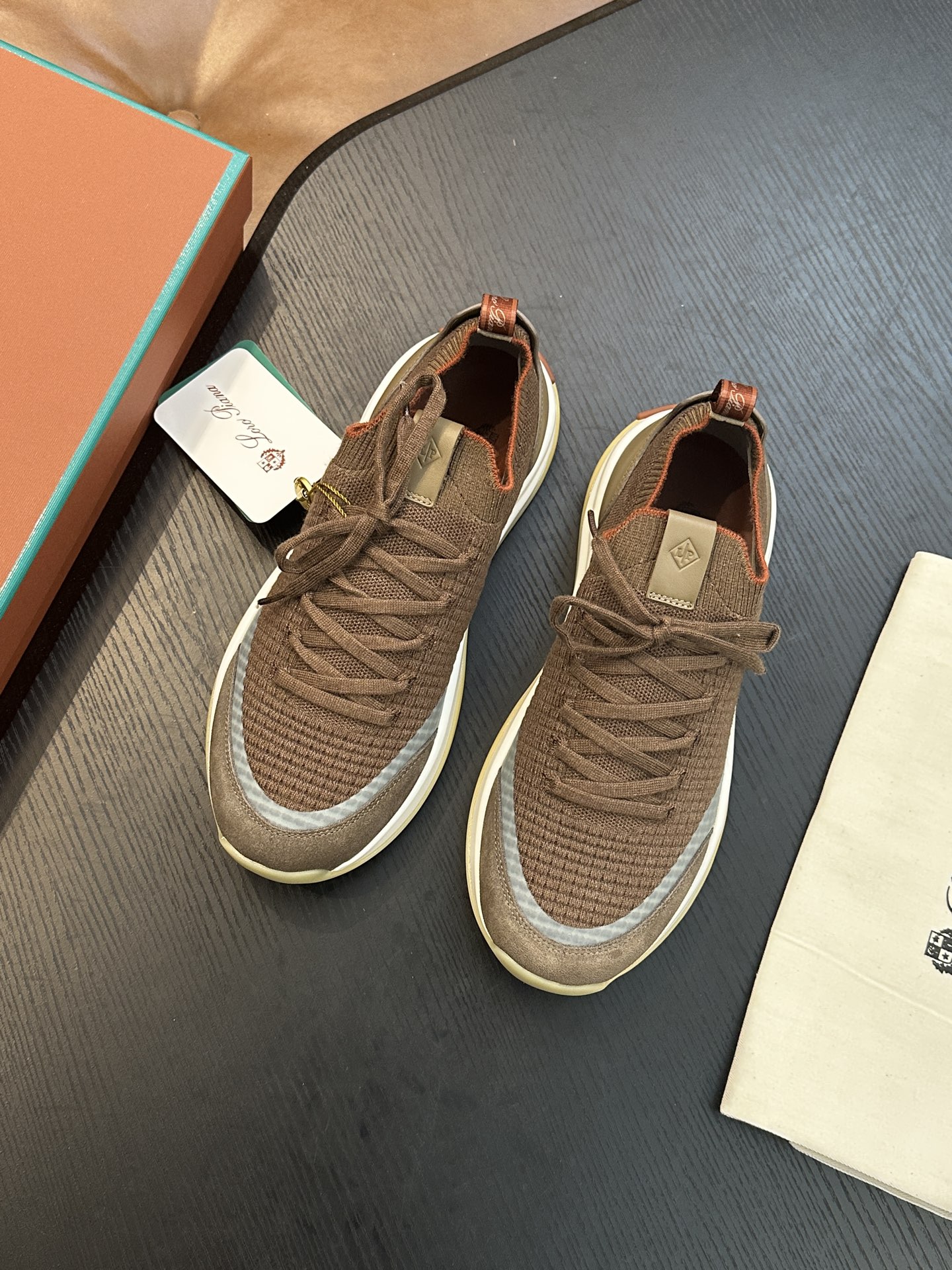 Loro Piana 로로 피아나(LP) Walk Wish 시리즈 남성 운동화 스니커즈 신발