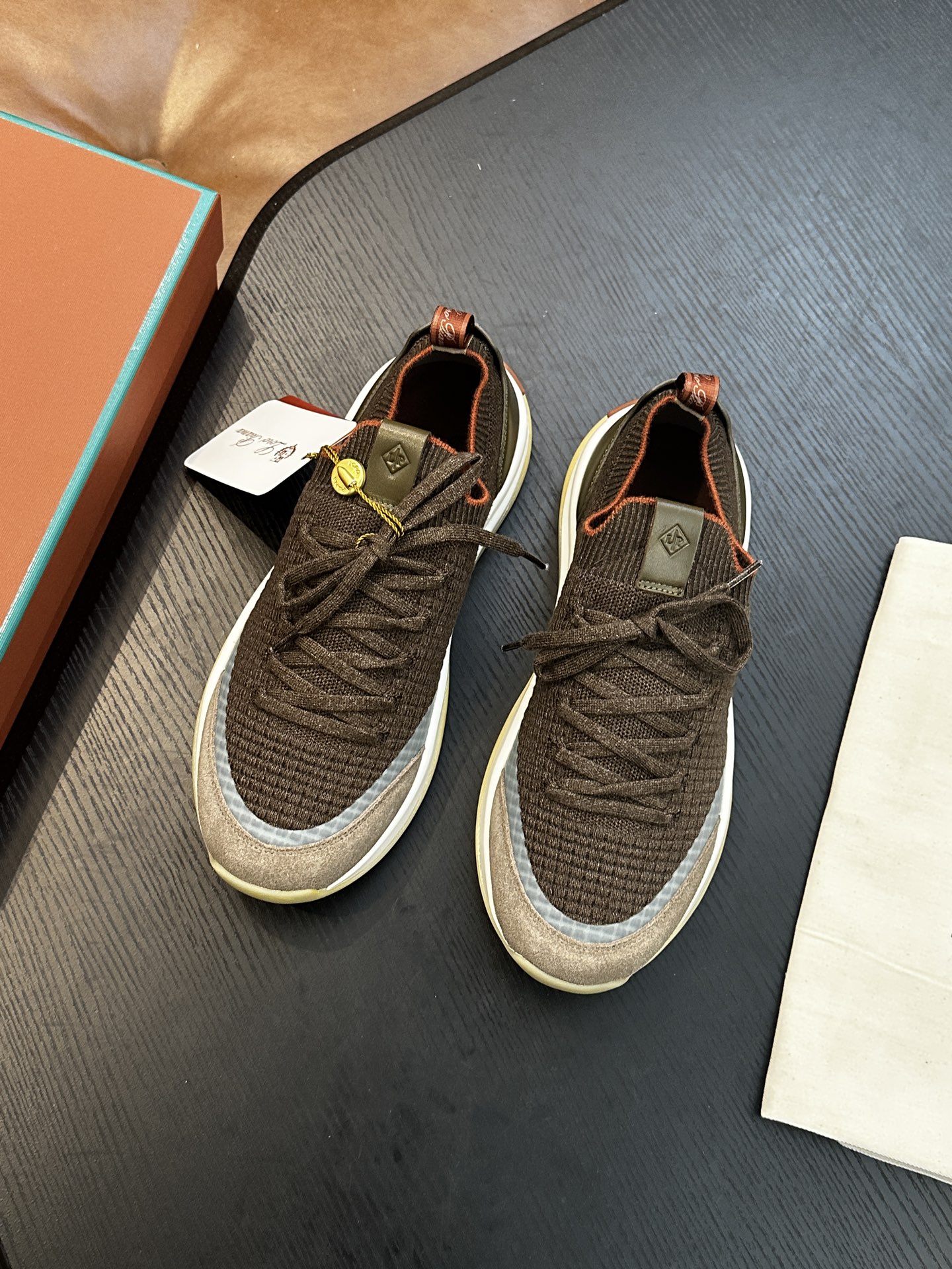 Loro Piana 로로 피아나(LP) Walk Wish 시리즈 남성 운동화 스니커즈 신발