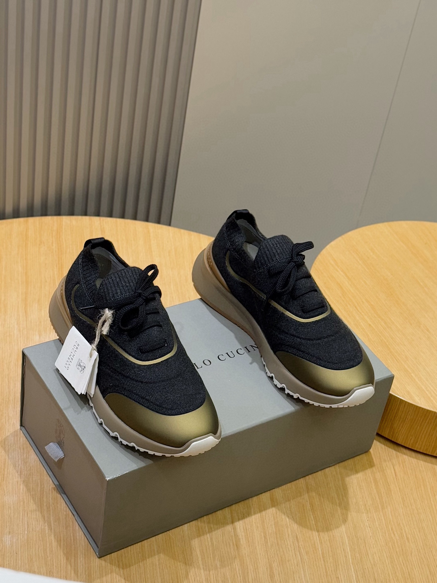 brunello cucinelli BC 브루넬로 쿠치넬리 남성 플라이니트 런닝화 스니커즈 신발