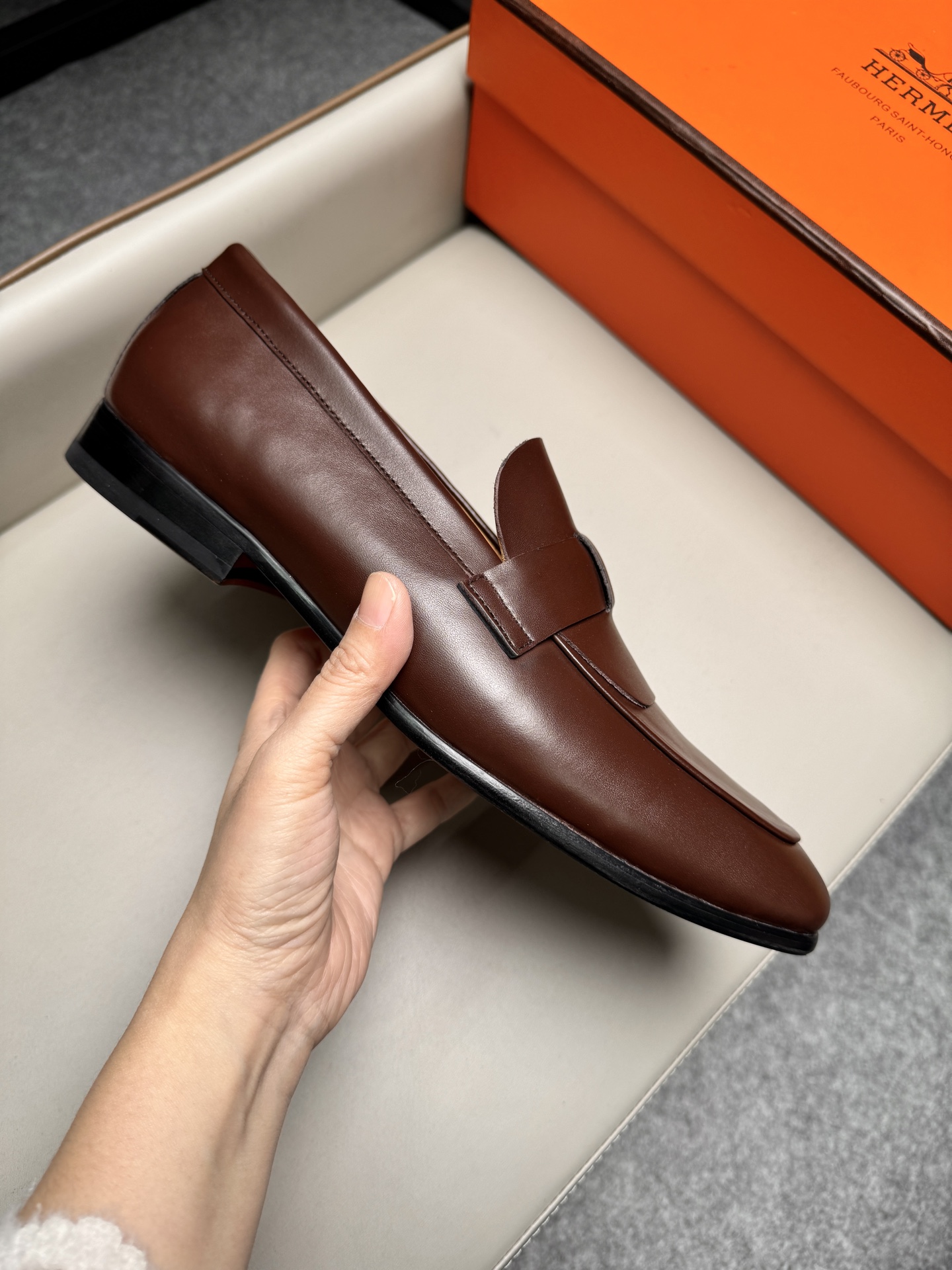 에르메스(Hermes) 파티나 카프스킨 로퍼/더비 구두 신발