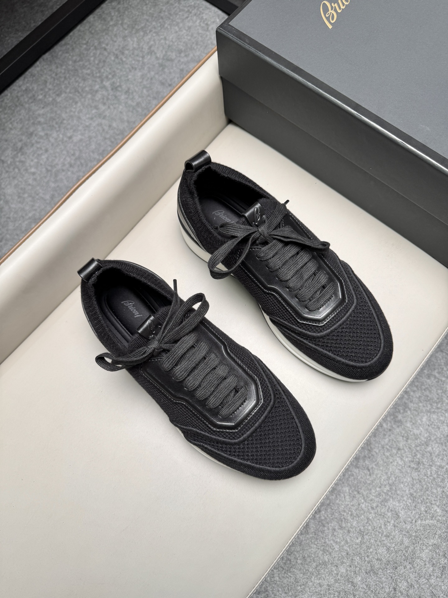 브리오니(Brioni) 캐시미어 울 블렌드 스니커즈 신발