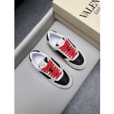 발렌티노(Valentino) 뉴 커플 스니커즈 신발