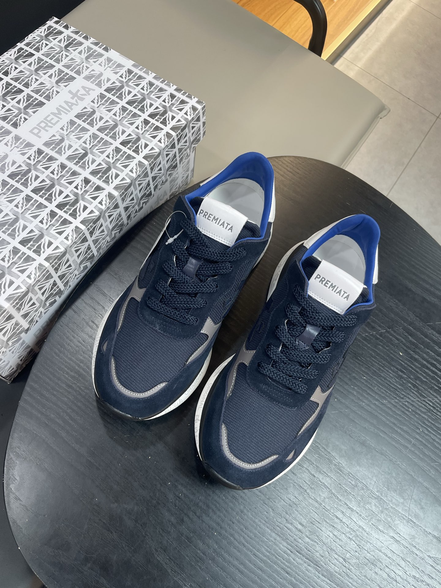 프레미아타(PREMIATA) 프리미엄 믹스 레더 스니커즈 신발