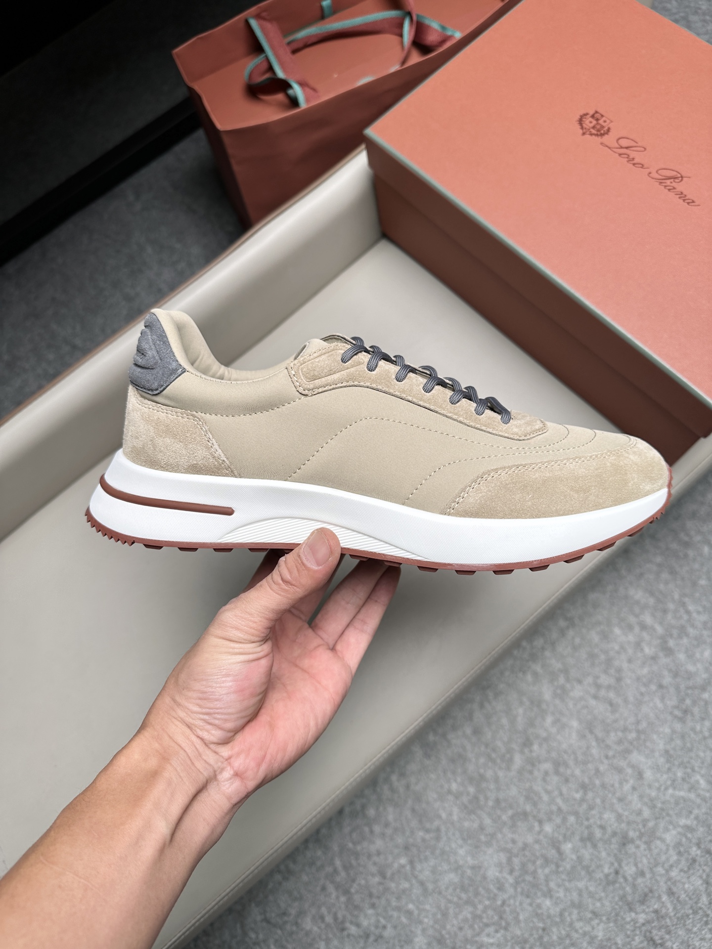 Loro Piana 로로피아나(LP) 스웨이드 캔버스 믹스 남성화 스니커즈 신발