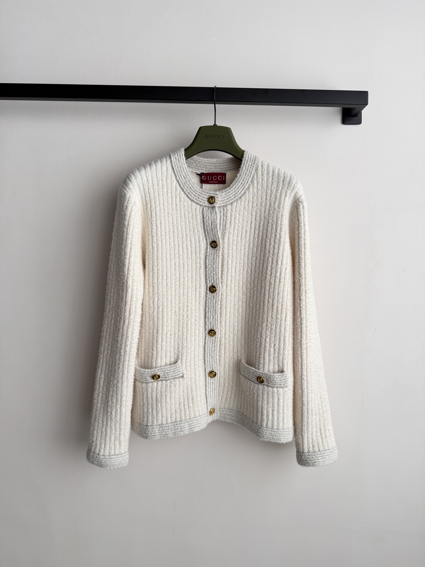 구찌(Gucci) 아이보리 울 루렉스 니트 가디건 의류