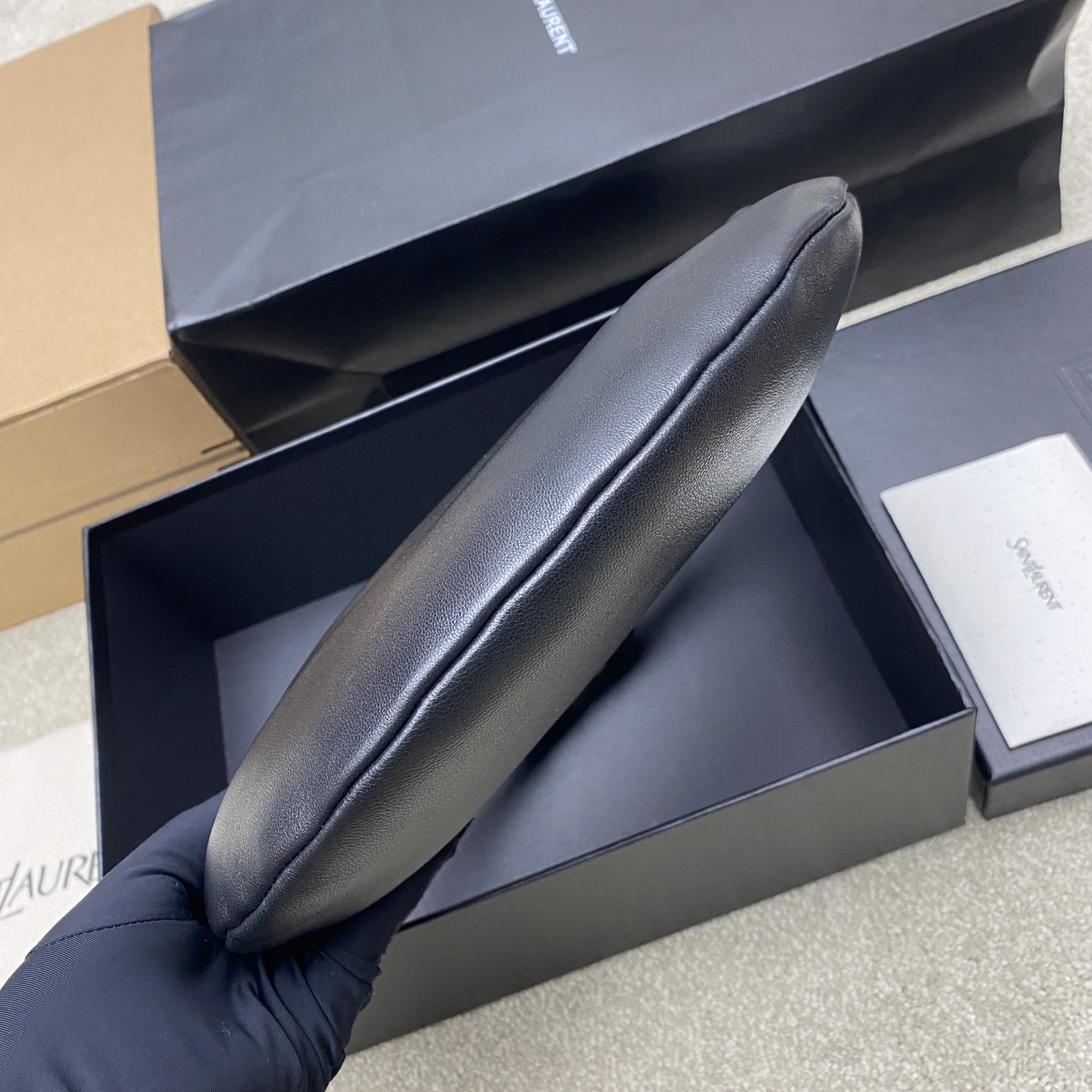 생로랑(YSL) 아말리아(Amalia) 블랙 램스킨 핸드백 가방