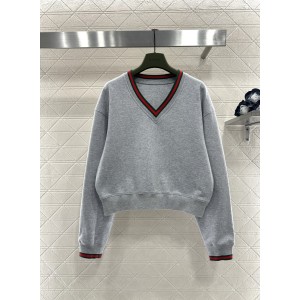 구찌(Gucci) V넥 트레이닝 세트 티셔츠 팬츠 셋업 의류