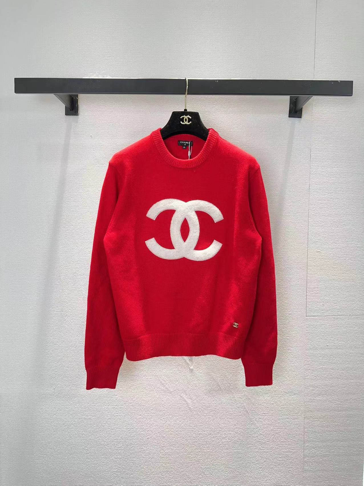 샤넬(CHANEL) 로고 라운드 롱 슬리브 긴팔 니트 의류