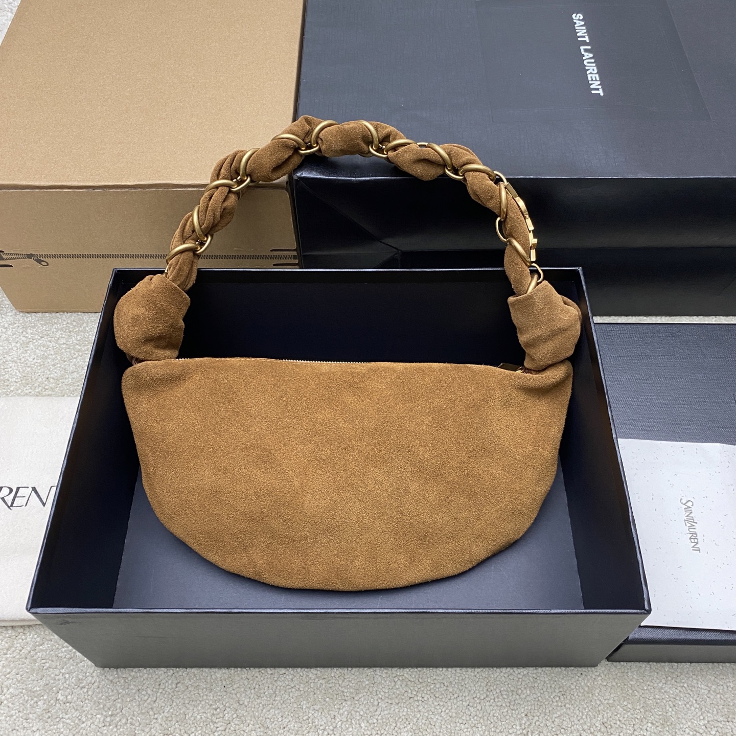 생로랑(YSL) 아말리아(Amalia) 카라멜 브라운 스웨이드 핸드백 가방