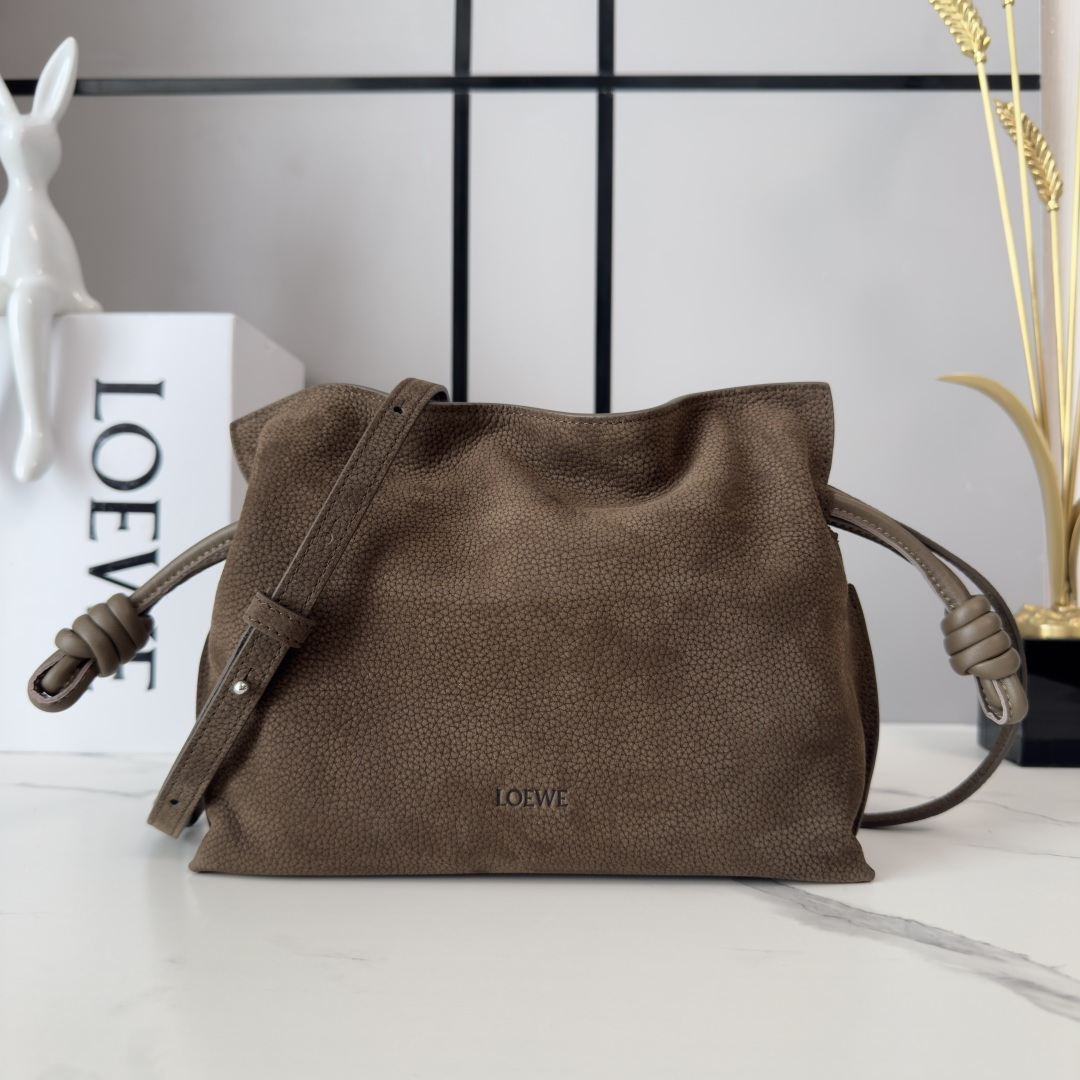 로에베(LOEWE) 플라멩코(Flamenco) 스몰 - 그레인 누벅 숄더백 가방