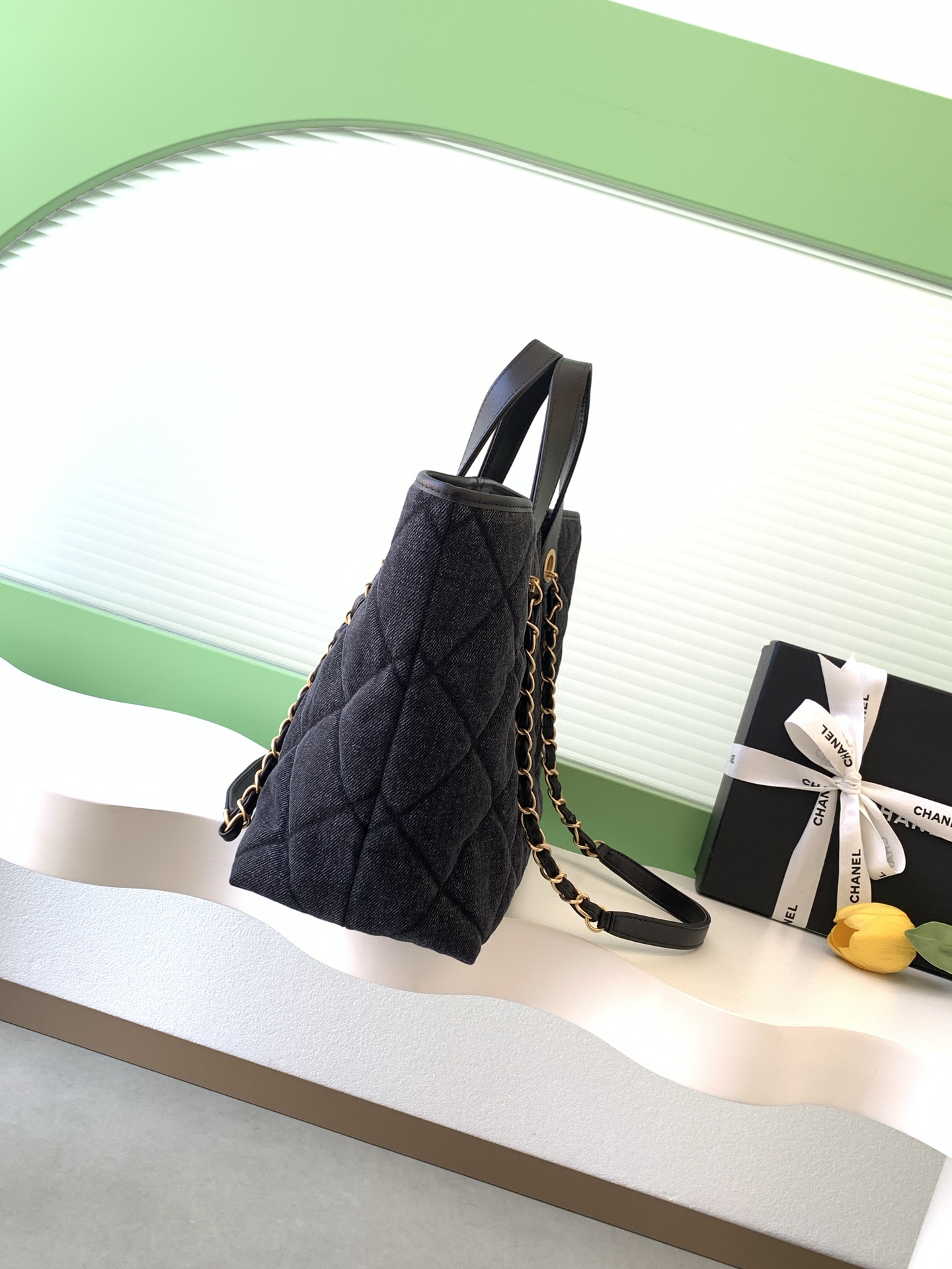 샤넬(Chanel) 25K 블랙 데님 토트백 가방