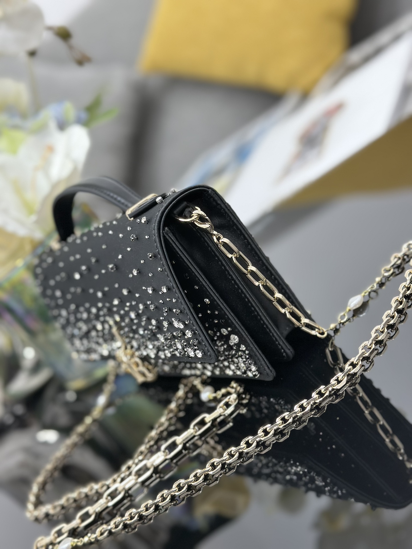 디올(Dior) 미스 디올(Miss Dior) 비즈 자수 체인백 - 블랙 가방