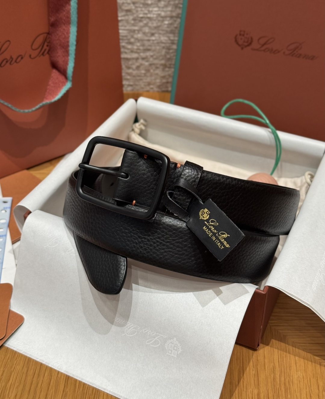 로로 피아나(Loro Piana) LP 벌룬 남성 벨트