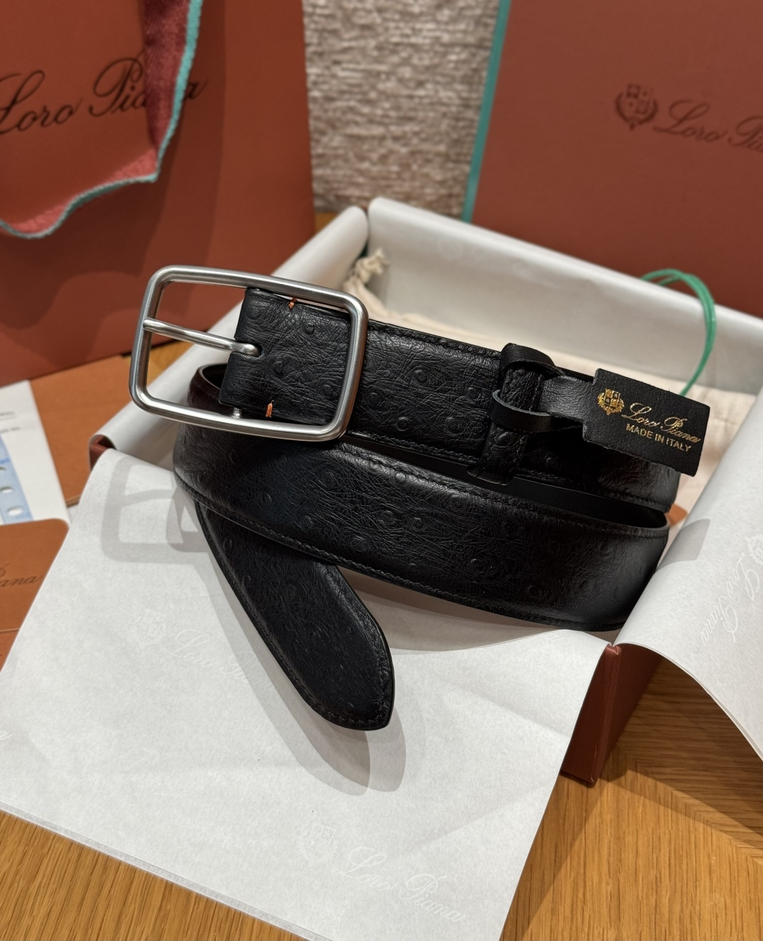 로로 피아나(Loro Piana) LP 벌룬 남성 매트 벨트