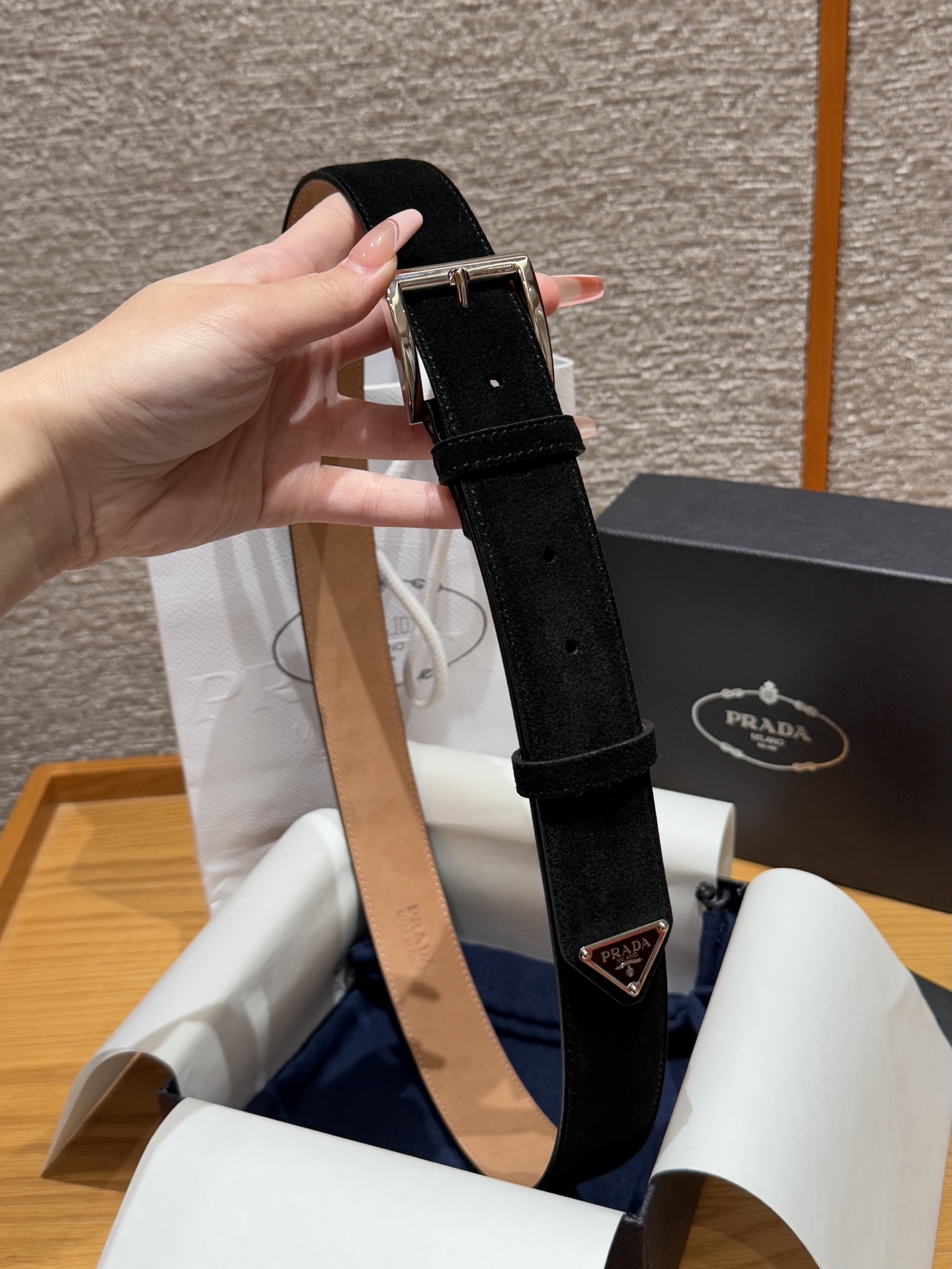 프라다(Prada) 남성 스웨이드 벨트