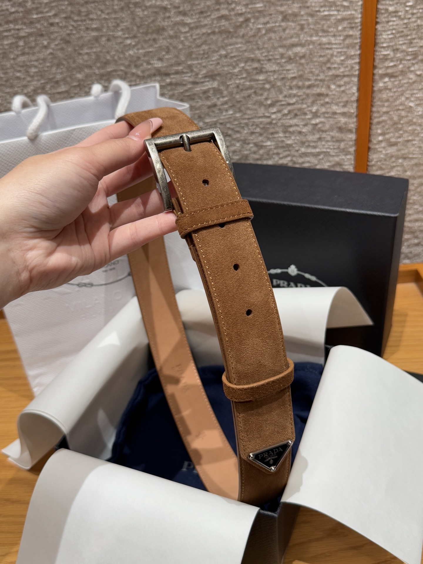 프라다(Prada) 남성 스웨이드 벨트