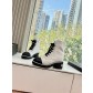 샤넬(Chanel) 레이스업 스트레치 부츠 신발