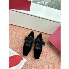 roger vivier 로저 비비에(RV)  T-스트랩 수석 샌들 플랫 구두 신발