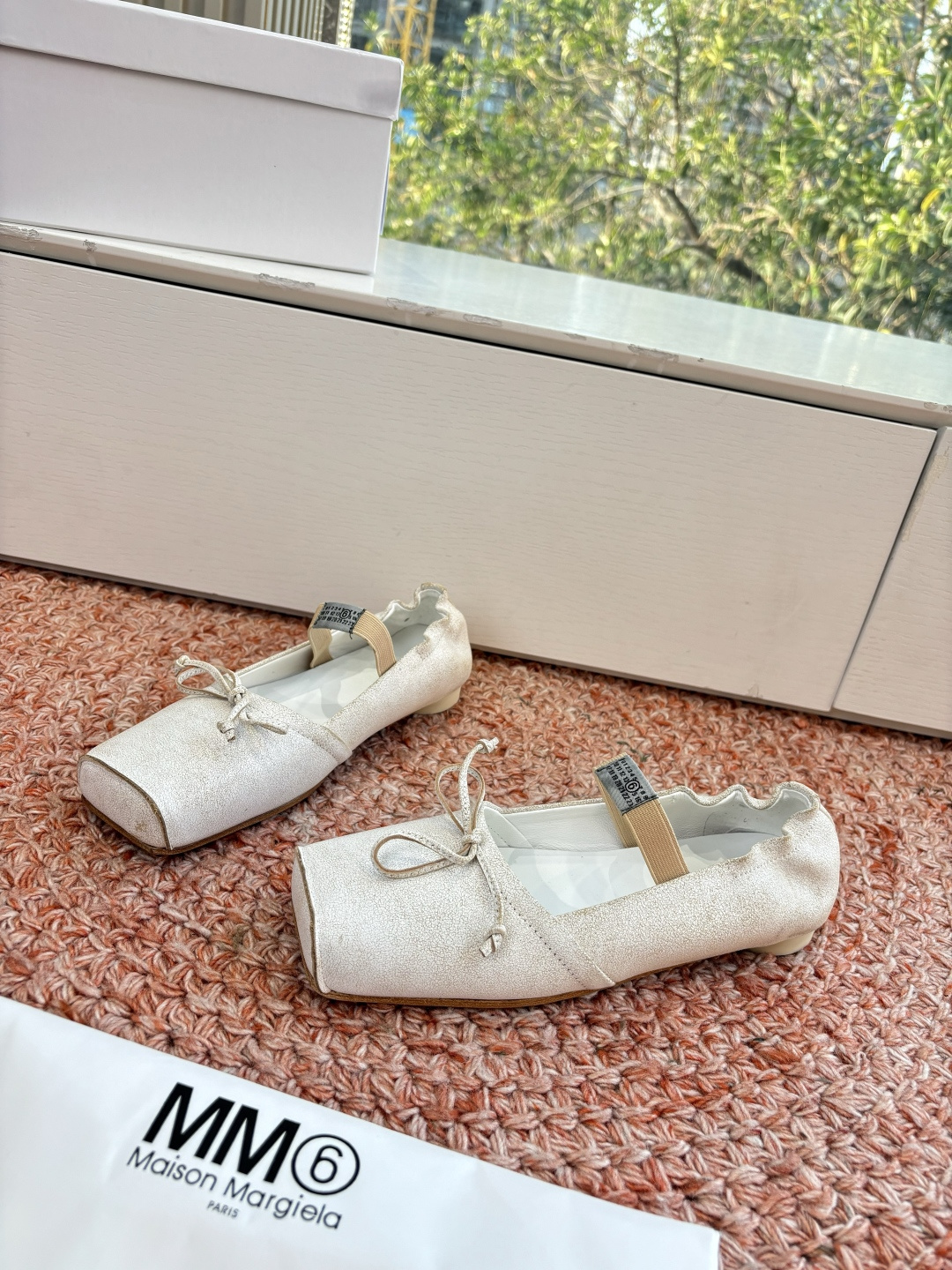 메종 마르지엘라(Maison Margiela) 타비(Tabi) 스틸레토 메리제인 플랫 슈즈 로퍼 신발