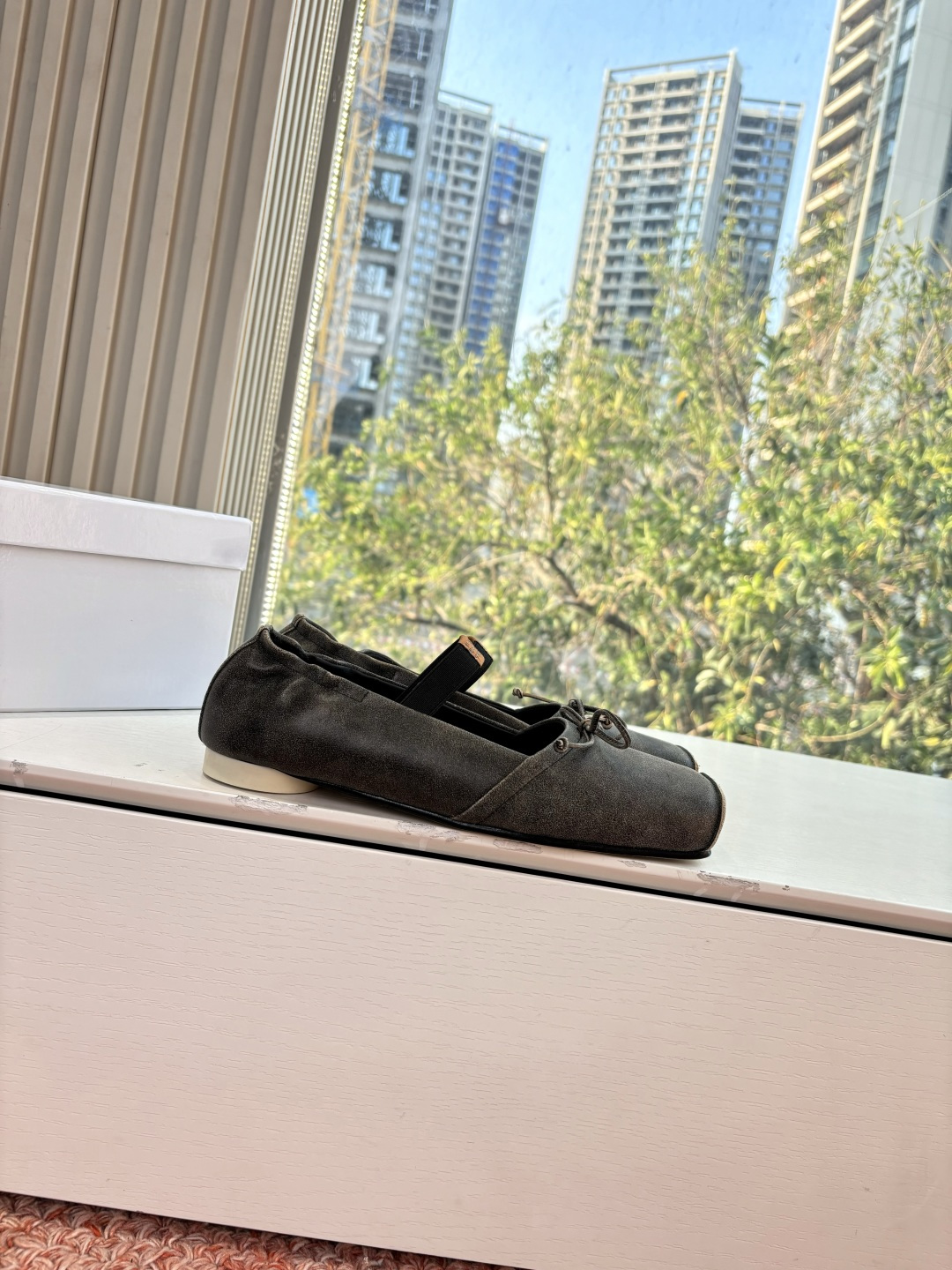 메종 마르지엘라(Maison Margiela) 타비(Tabi) 스틸레토 메리제인 플랫 슈즈 로퍼 신발