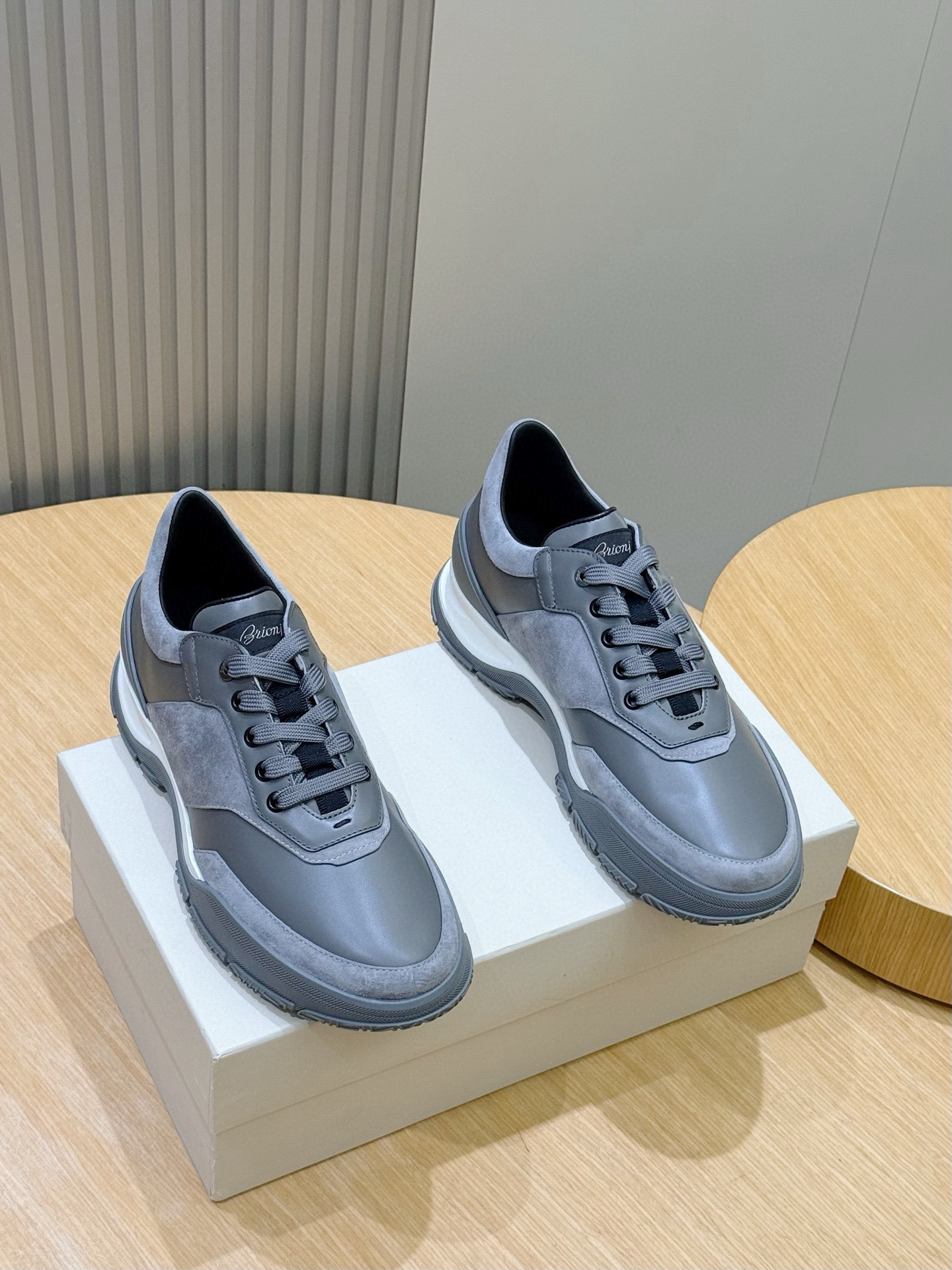 브리오니(Brioni) 남성 캐주얼 스니커즈 신발