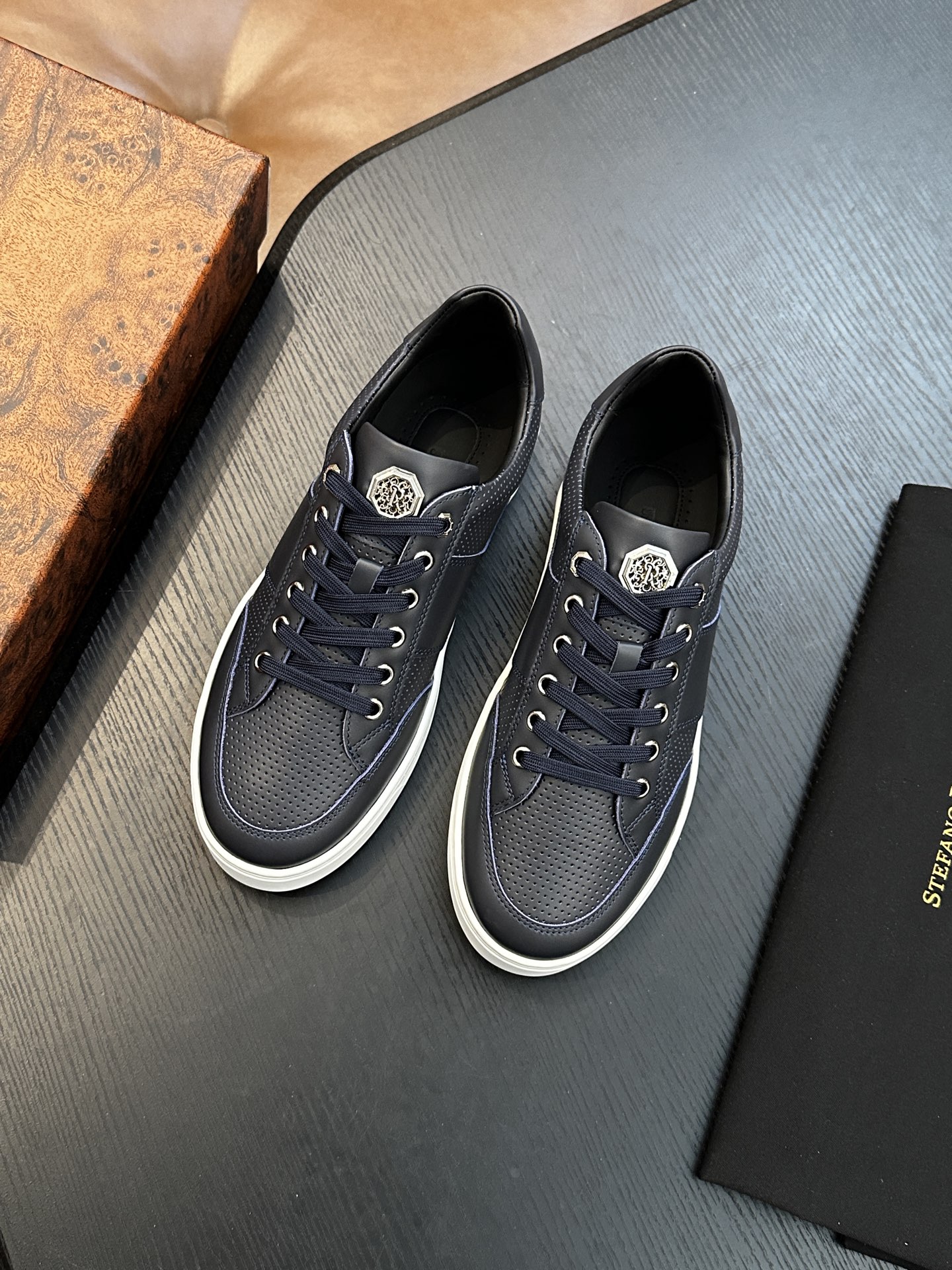 스테파노 리치(Stefano Ricci) 하이엔드 레트로 스니커즈 신발