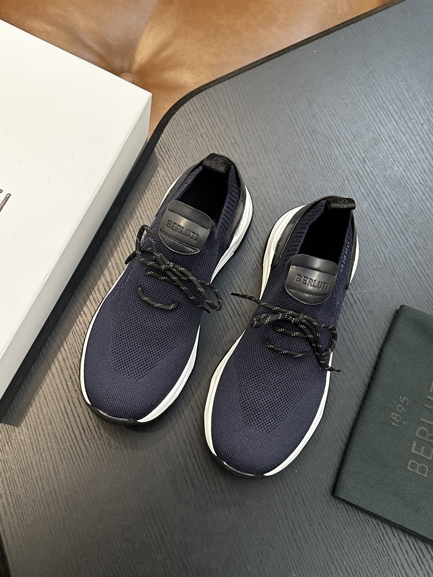 벨루티(Berluti) Shadow 니트 스니커즈 신발