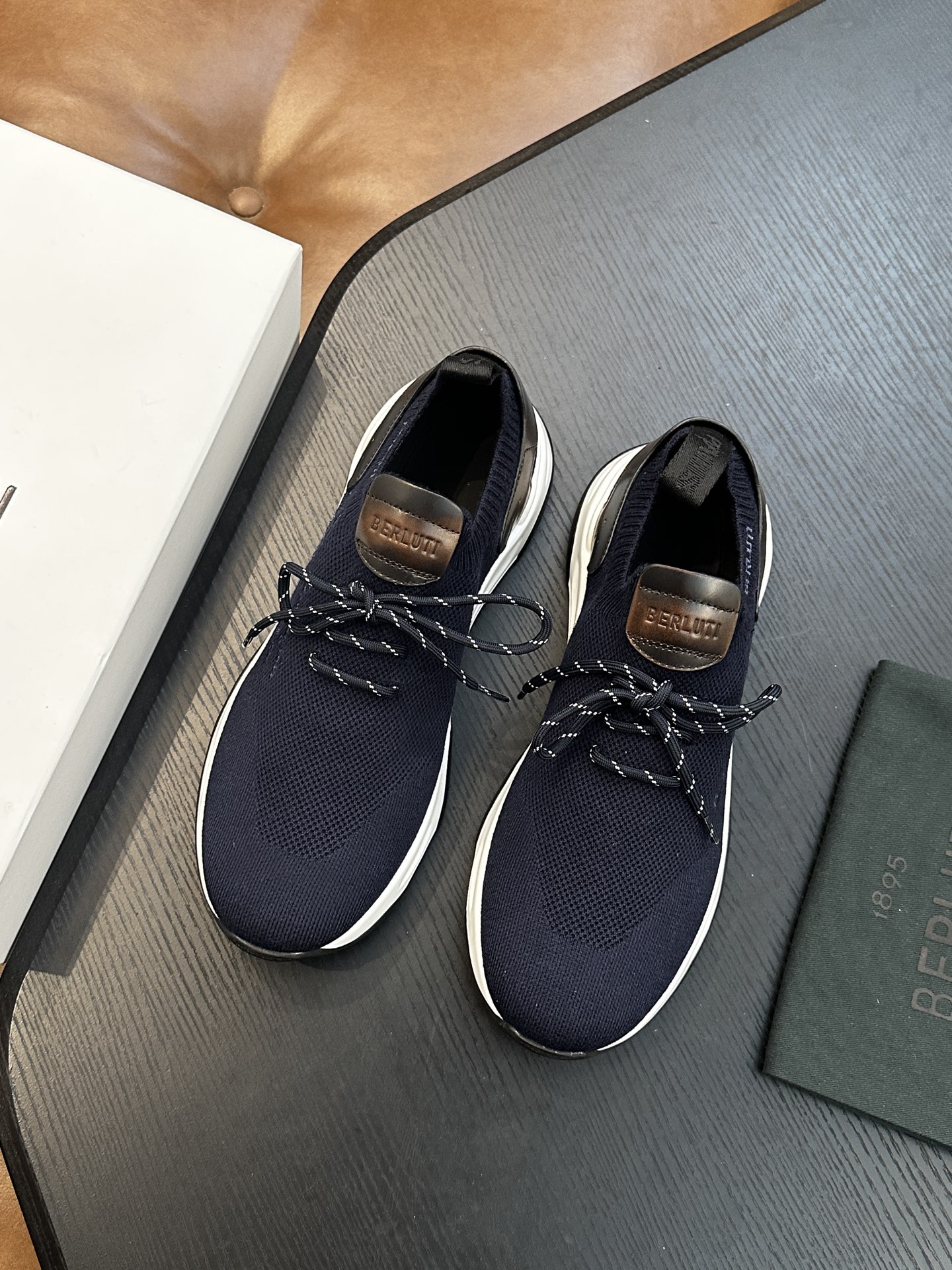 벨루티(Berluti) Shadow 니트 스니커즈 신발