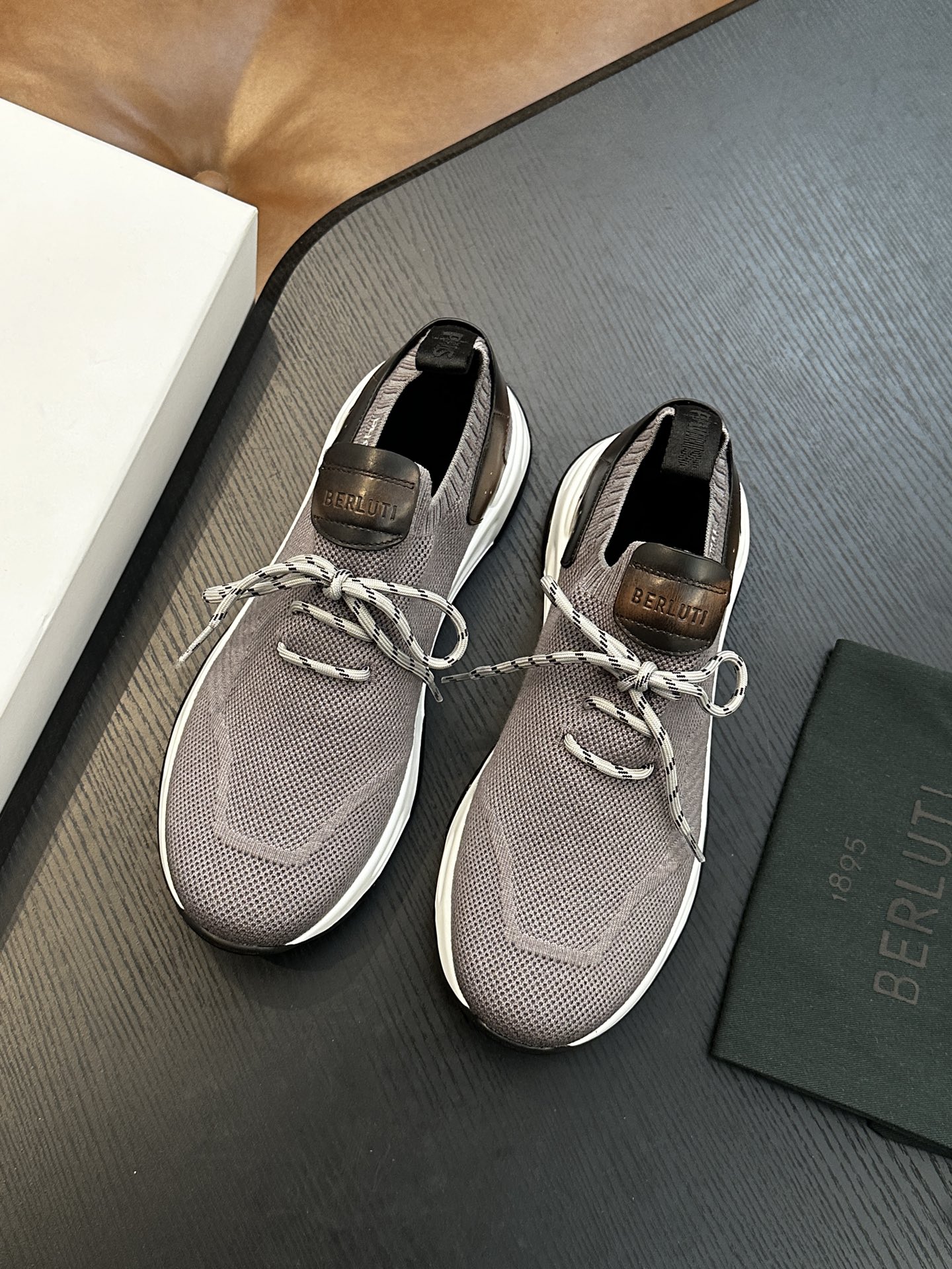 벨루티(Berluti) Shadow 니트 스니커즈 신발