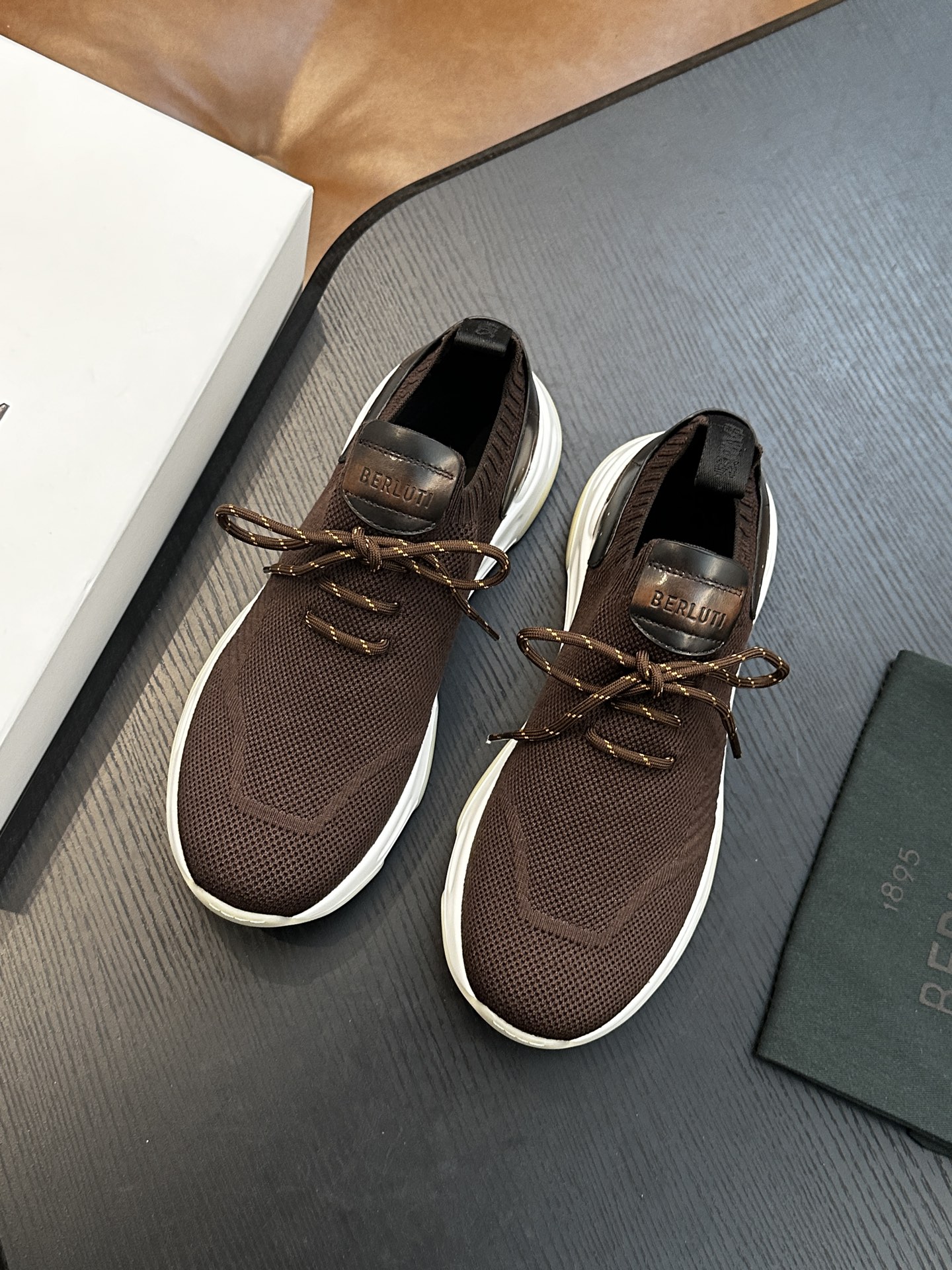 벨루티(Berluti) Shadow 니트 스니커즈 신발