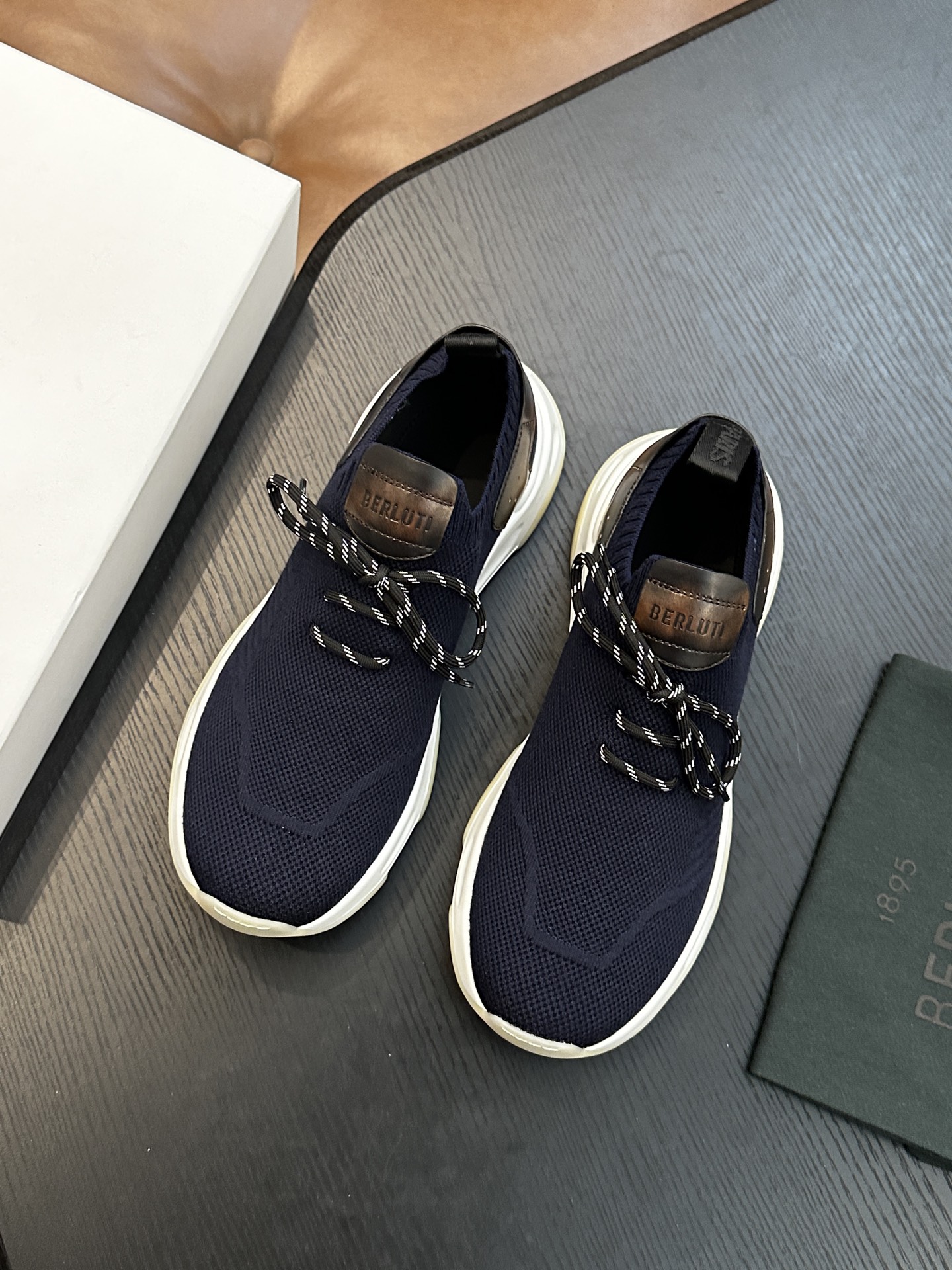 벨루티(Berluti) Shadow 니트 스니커즈 신발