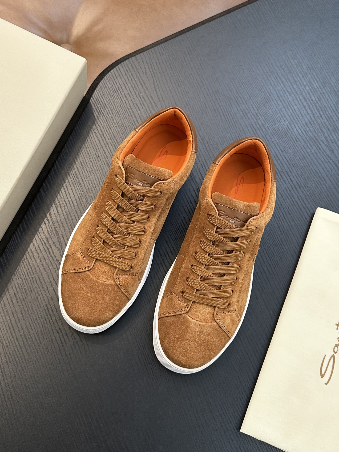 산토니(Santoni) 이탈리아 핸드메이드 그레인 레더 슈즈 스니커즈 신발