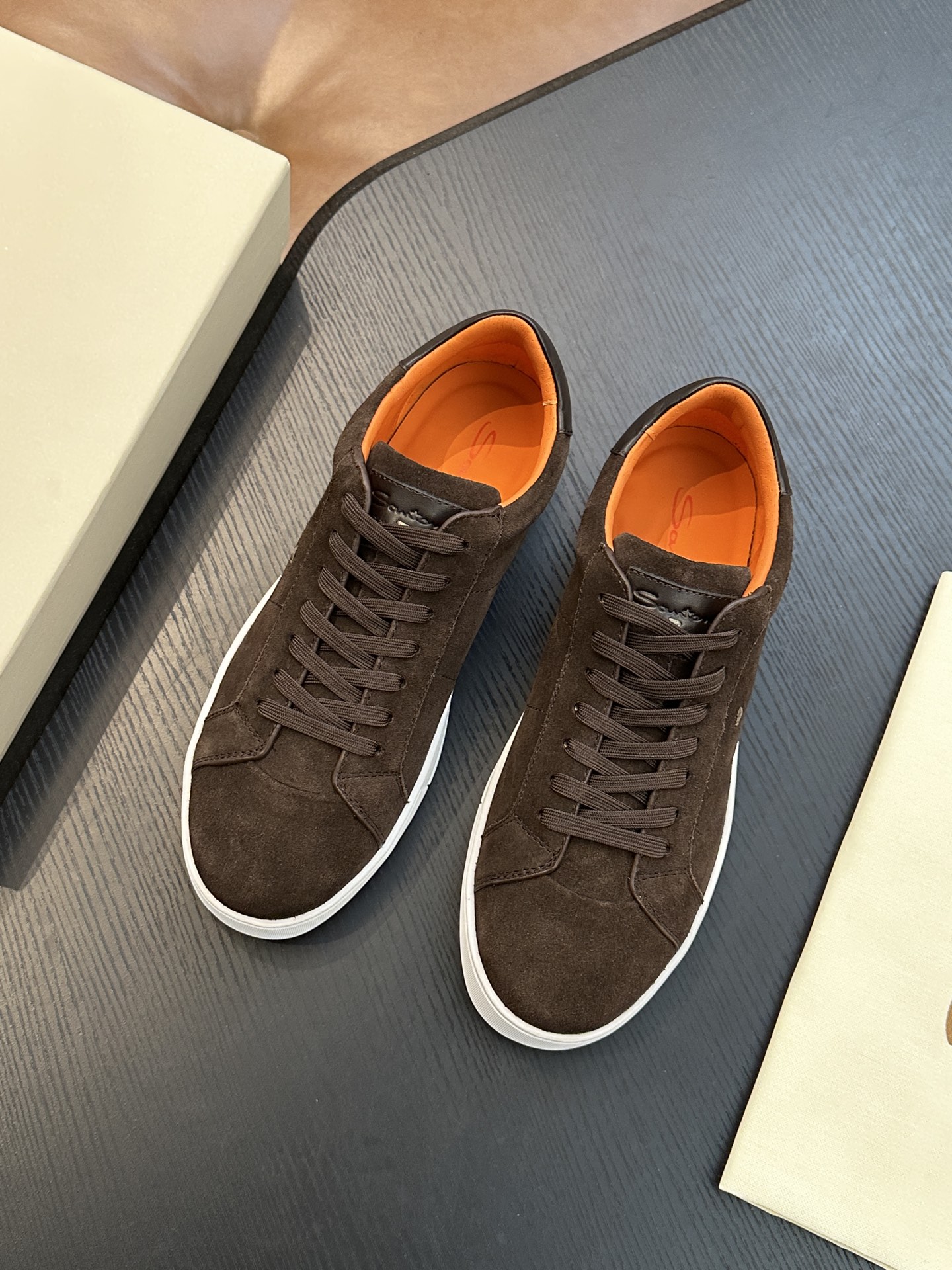 산토니(Santoni) 이탈리아 핸드메이드 그레인 레더 슈즈 스니커즈 신발