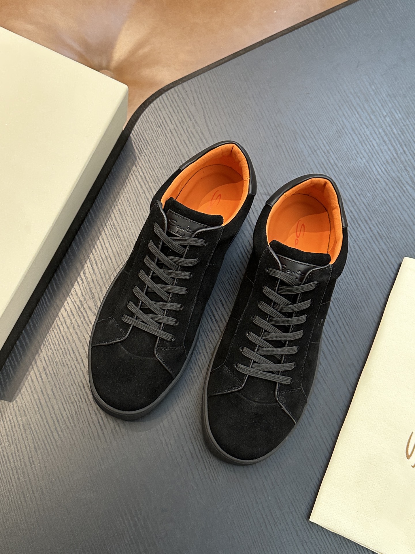 산토니(Santoni) 이탈리아 핸드메이드 그레인 레더 슈즈 스니커즈 신발