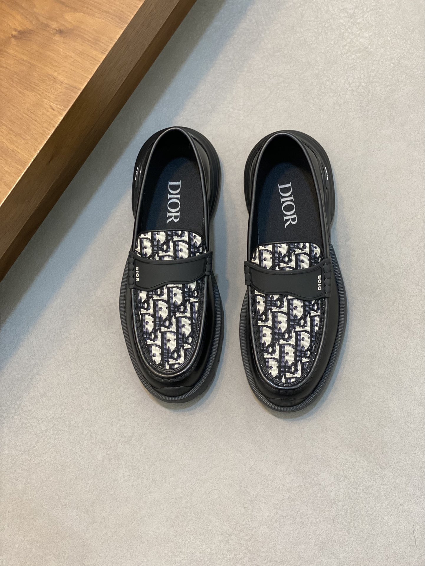 Dior CD 디 모카신 간치오 버클 슈즈 로퍼 신발