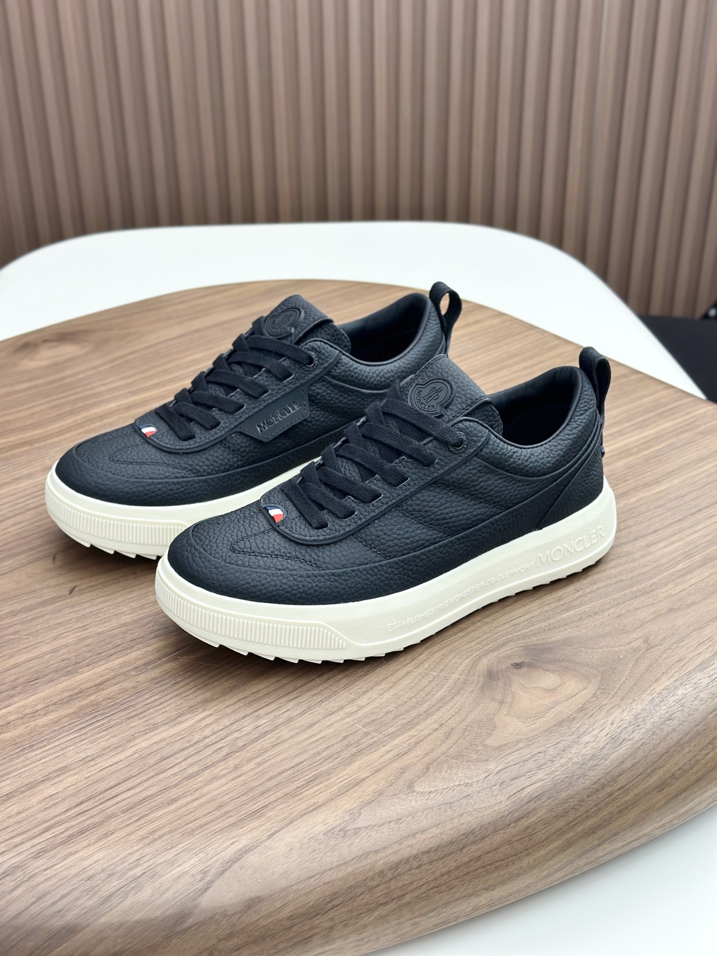 몽클레어 몽클레르(Moncler) 믹스 테크니컬 스니커즈 신발