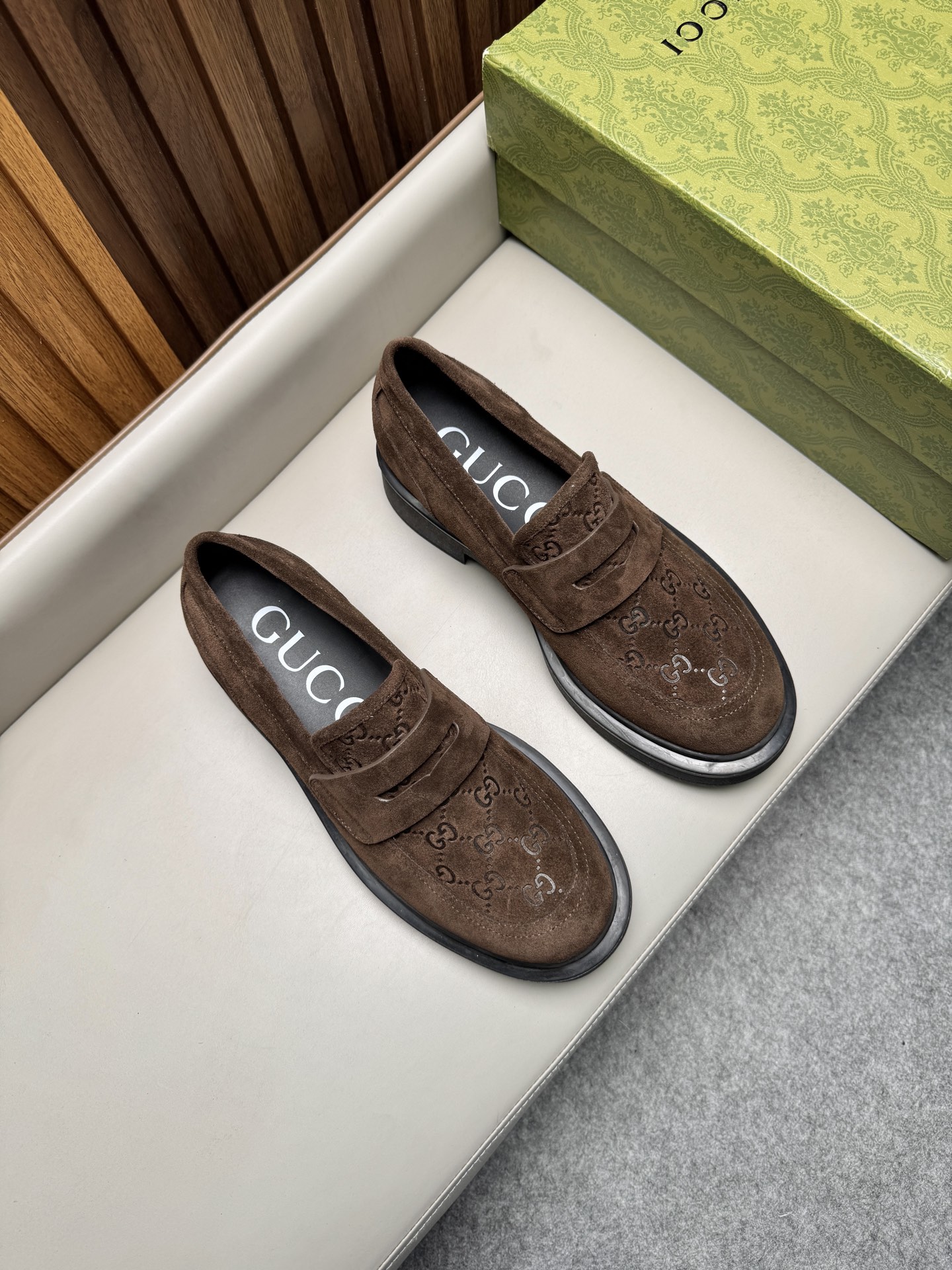 구찌(Gucci) 클래식 비즈니스 드레스 슈즈 로퍼 구두 신발