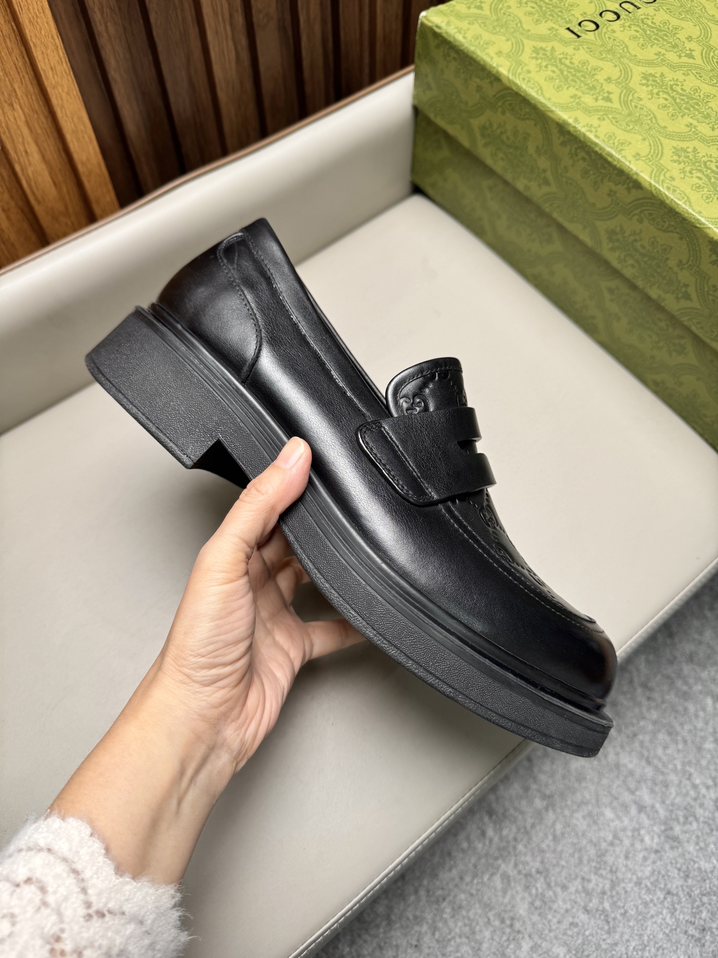 구찌(Gucci) 클래식 비즈니스 드레스 슈즈 로퍼 구두 신발