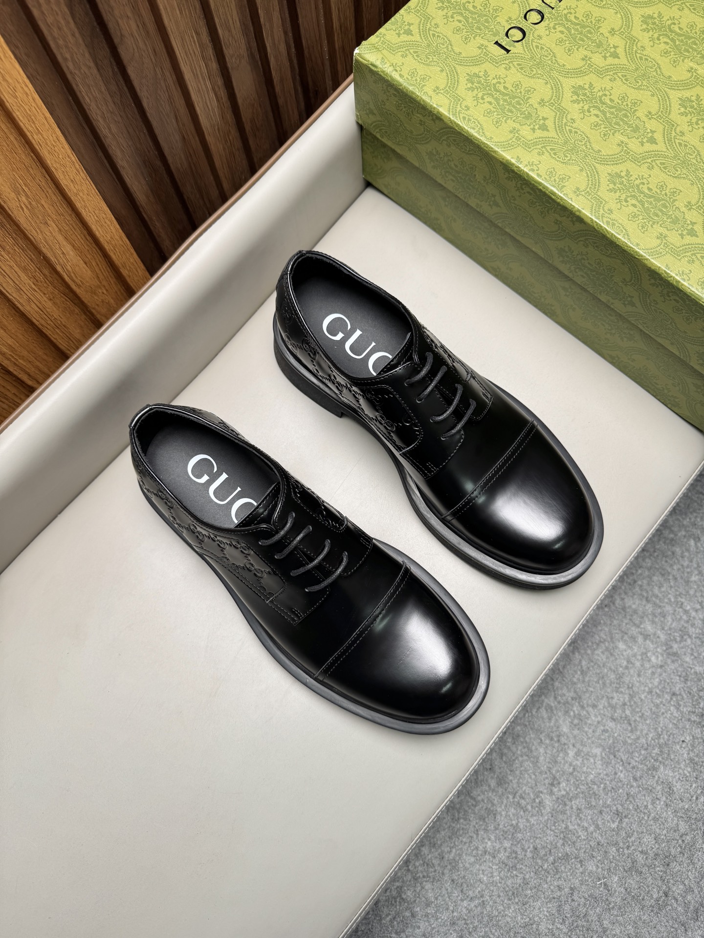 구찌(Gucci) 클래식 비즈니스 드레스 슈즈 구두 신발