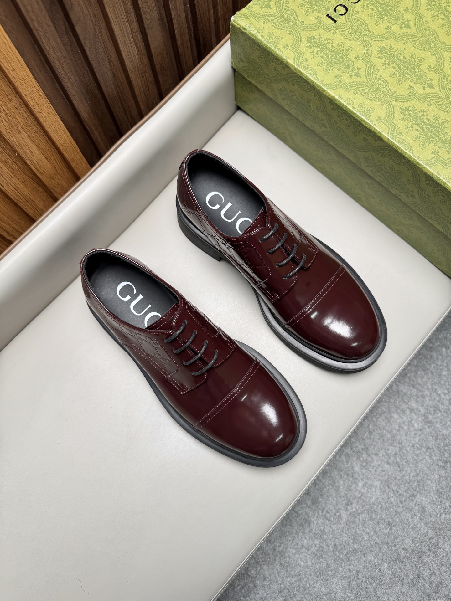 구찌(Gucci) 클래식 비즈니스 드레스 슈즈 구두 신발