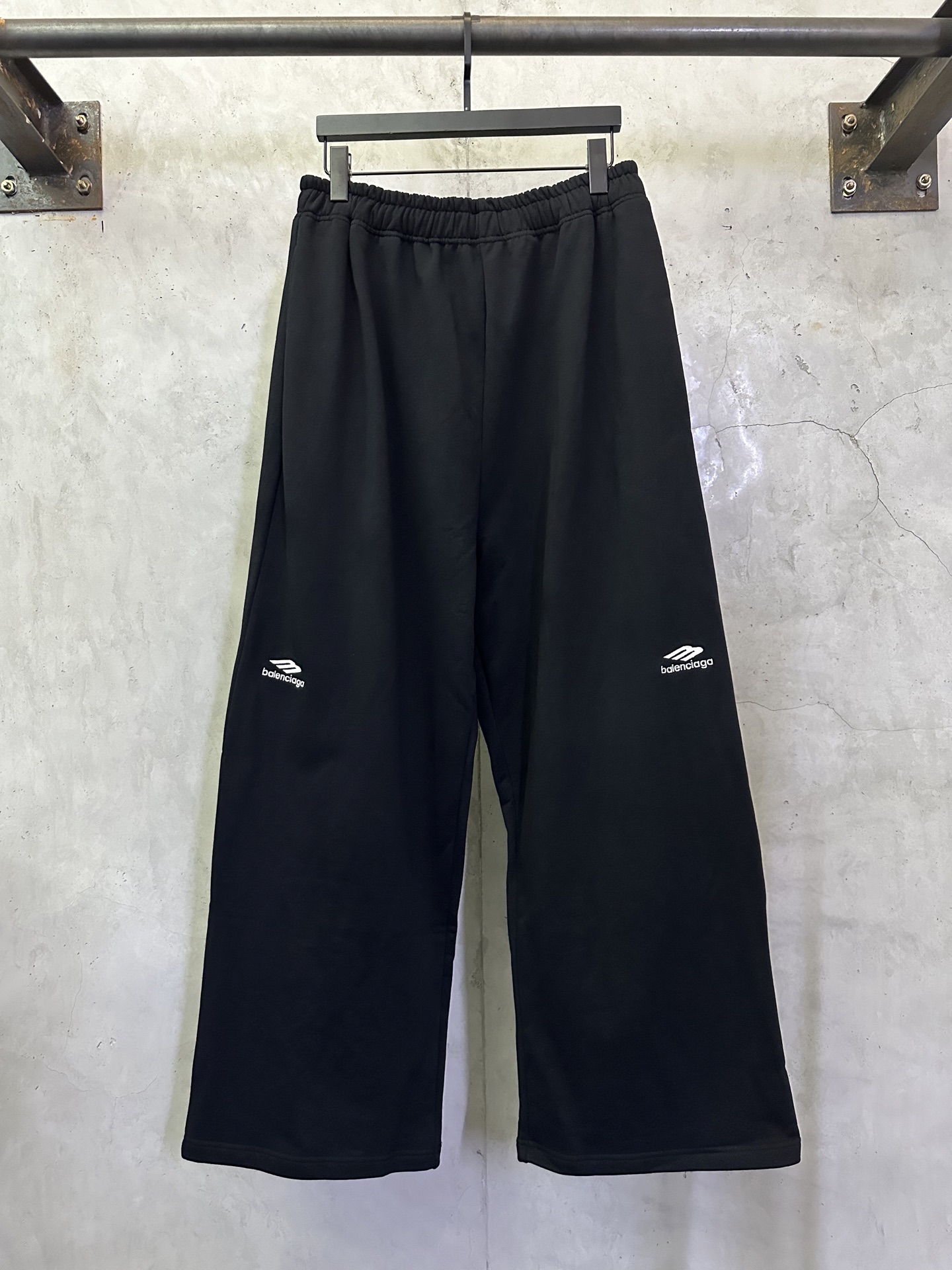 발렌시아가(Balenciaga) 스키 시리즈 3M 자수 조거 팬츠 바지 의류