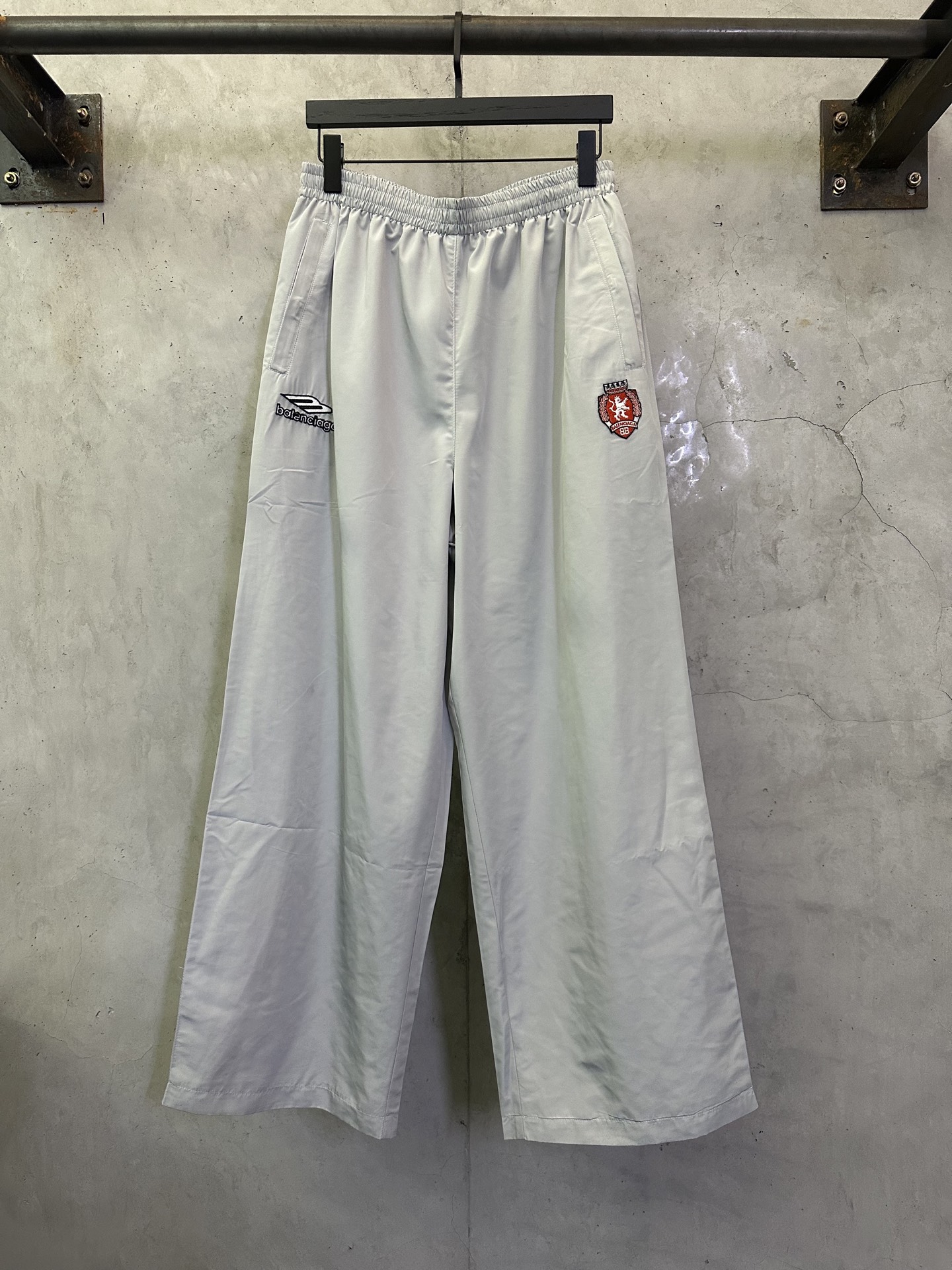 발렌시아가(Balenciaga) 풋볼 시리즈 3M 자수 나일론 트랙 팬츠 바지 의류