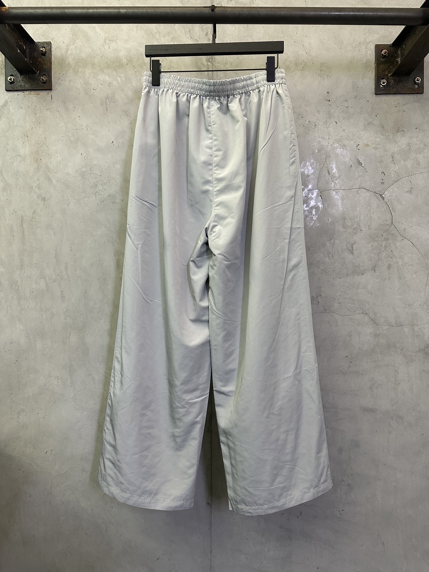 발렌시아가(Balenciaga) 풋볼 시리즈 3M 자수 나일론 트랙 팬츠 바지 의류