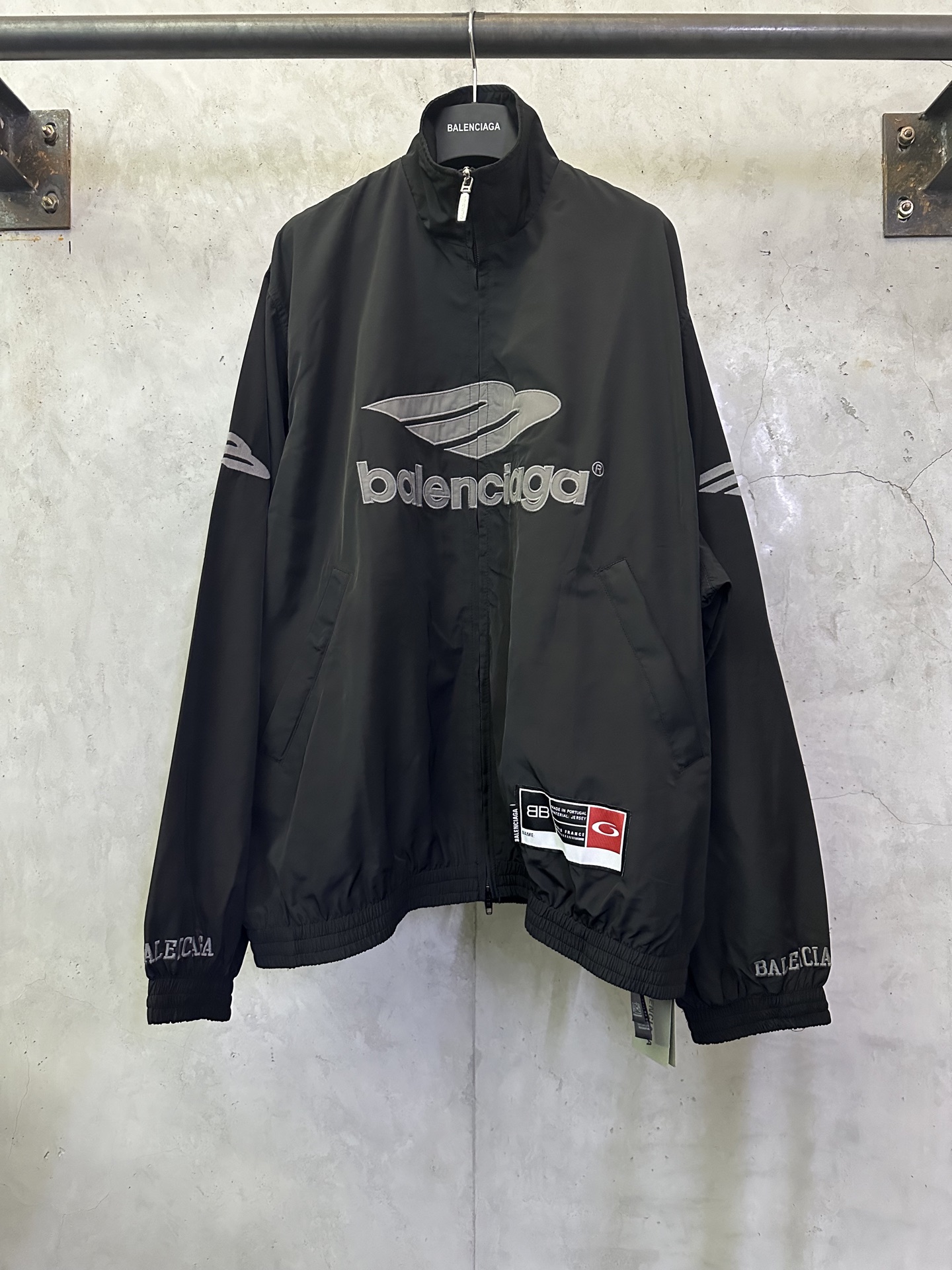 발렌시아가(Balenciaga) 풋볼 시리즈 3M 자수 나일론 윈드브레이커 자켓 재킷 의류