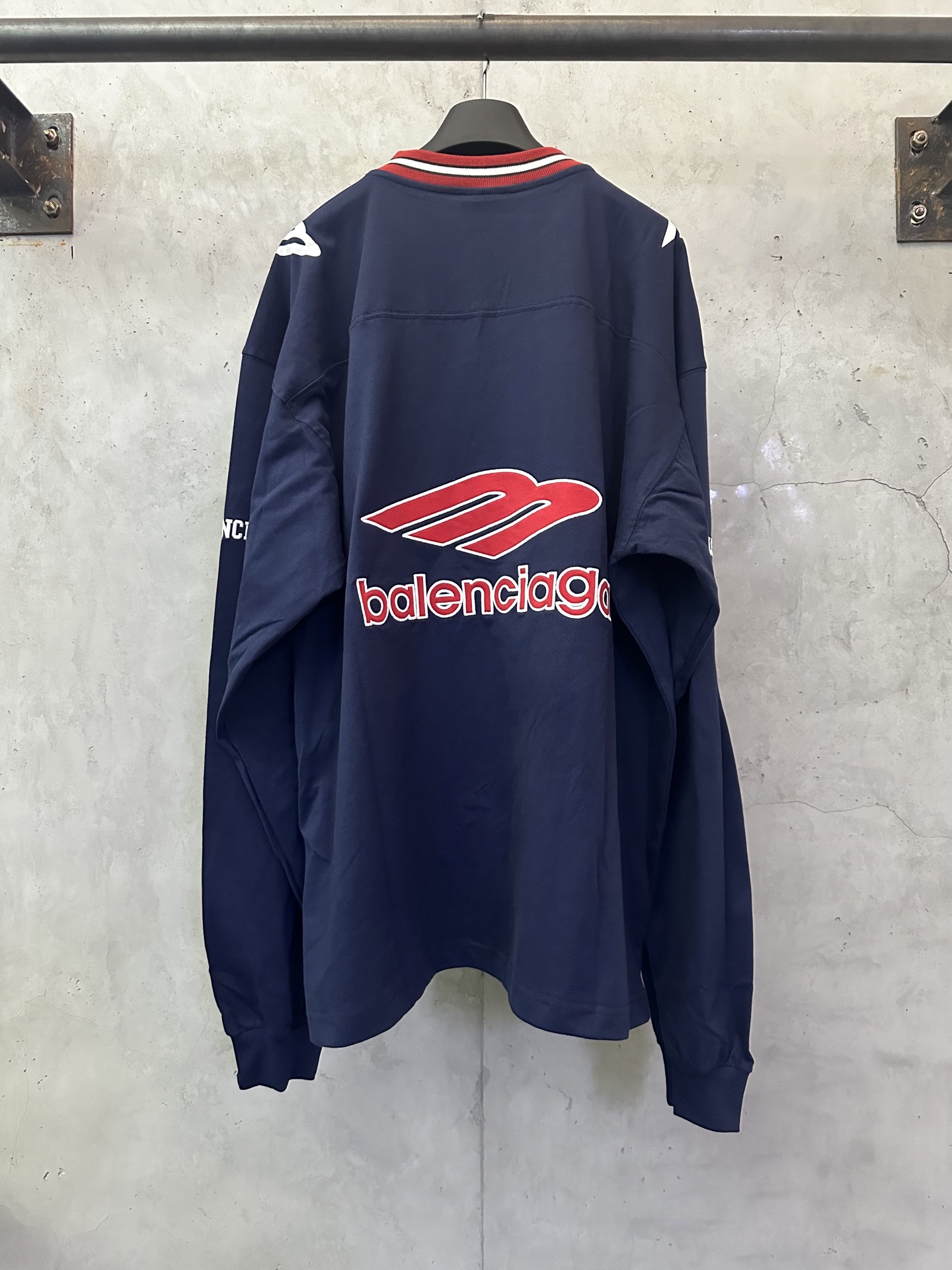 발렌시아가(Balenciaga) FOOTBALL 풋볼 시리즈 3M 자수 긴팔 티셔츠 의류