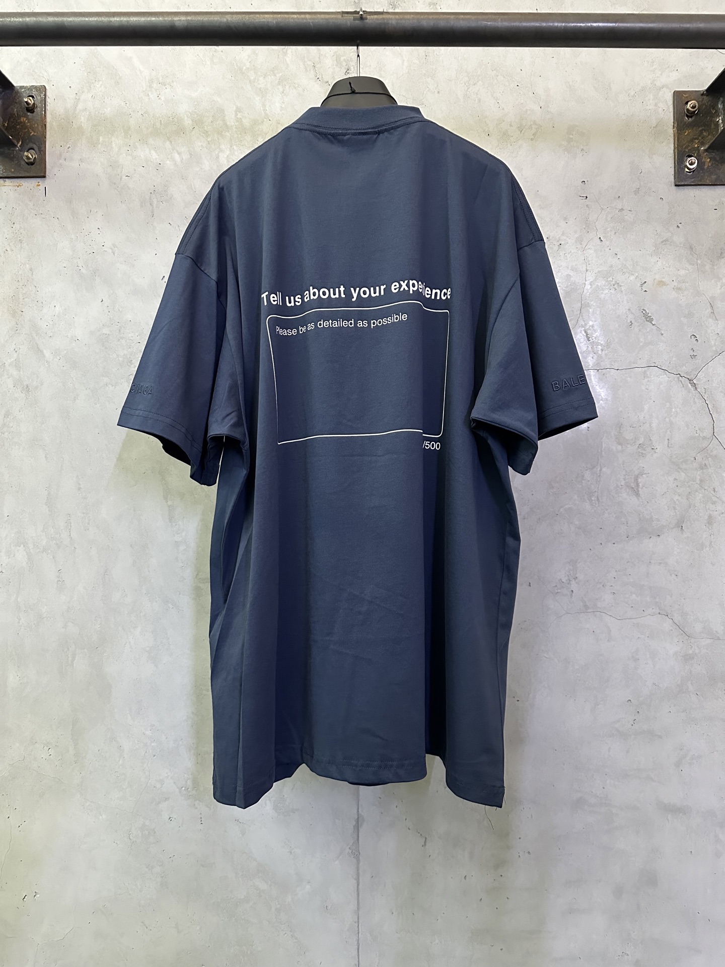 발렌시아가(Balenciaga) 5성(Five Stars) 사인 프린트 반팔 티셔츠 의류