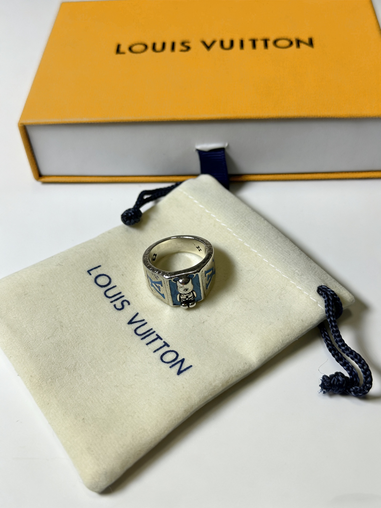 루이비통(LV) 빈티지 실버 펑크 링 반지 악세사리