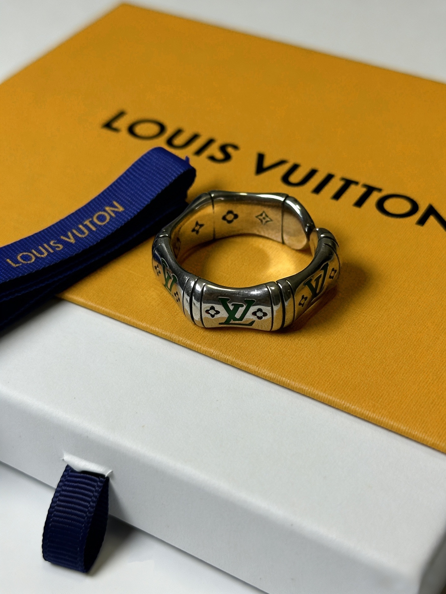 루이비통(LV) 빈티지 오픈형 펑크 링 반지 악세사리