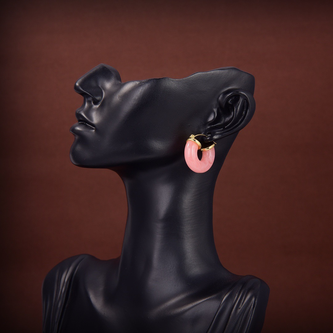 셀린느(Celine) 아티스틱 조각 귀걸이 악세사리