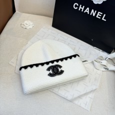 샤넬(CHANEL) 클래식 로고 니트 비니 모자